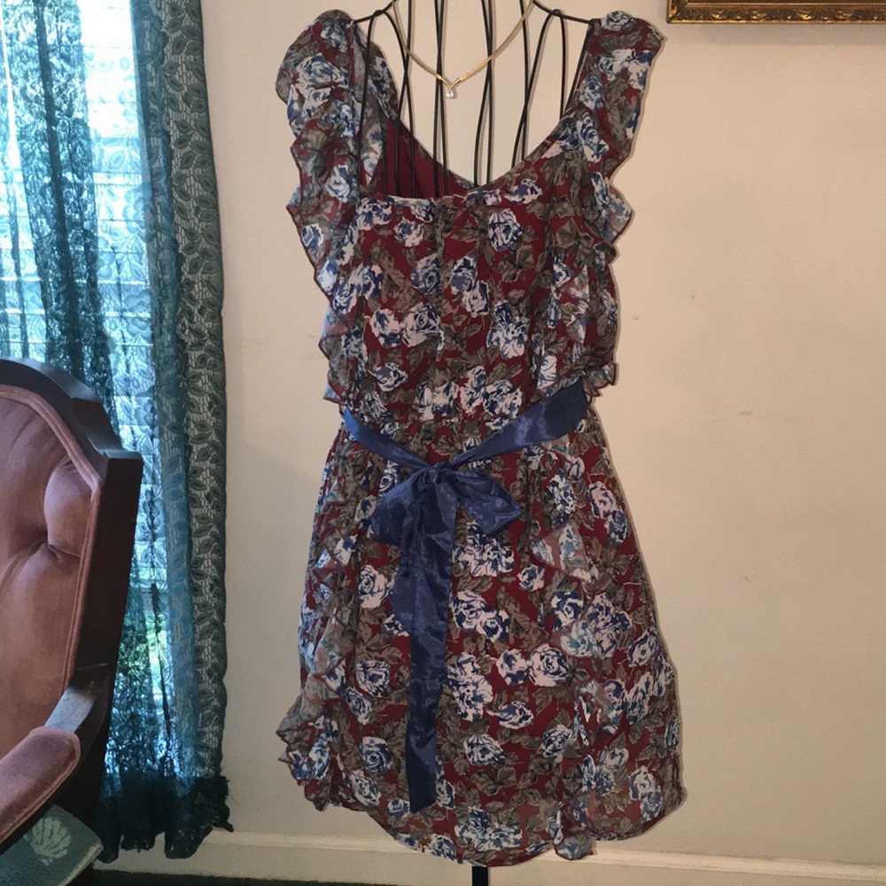 Ya Los Angeles floral print, ruffled dress. Size S - Picture 2 of 5